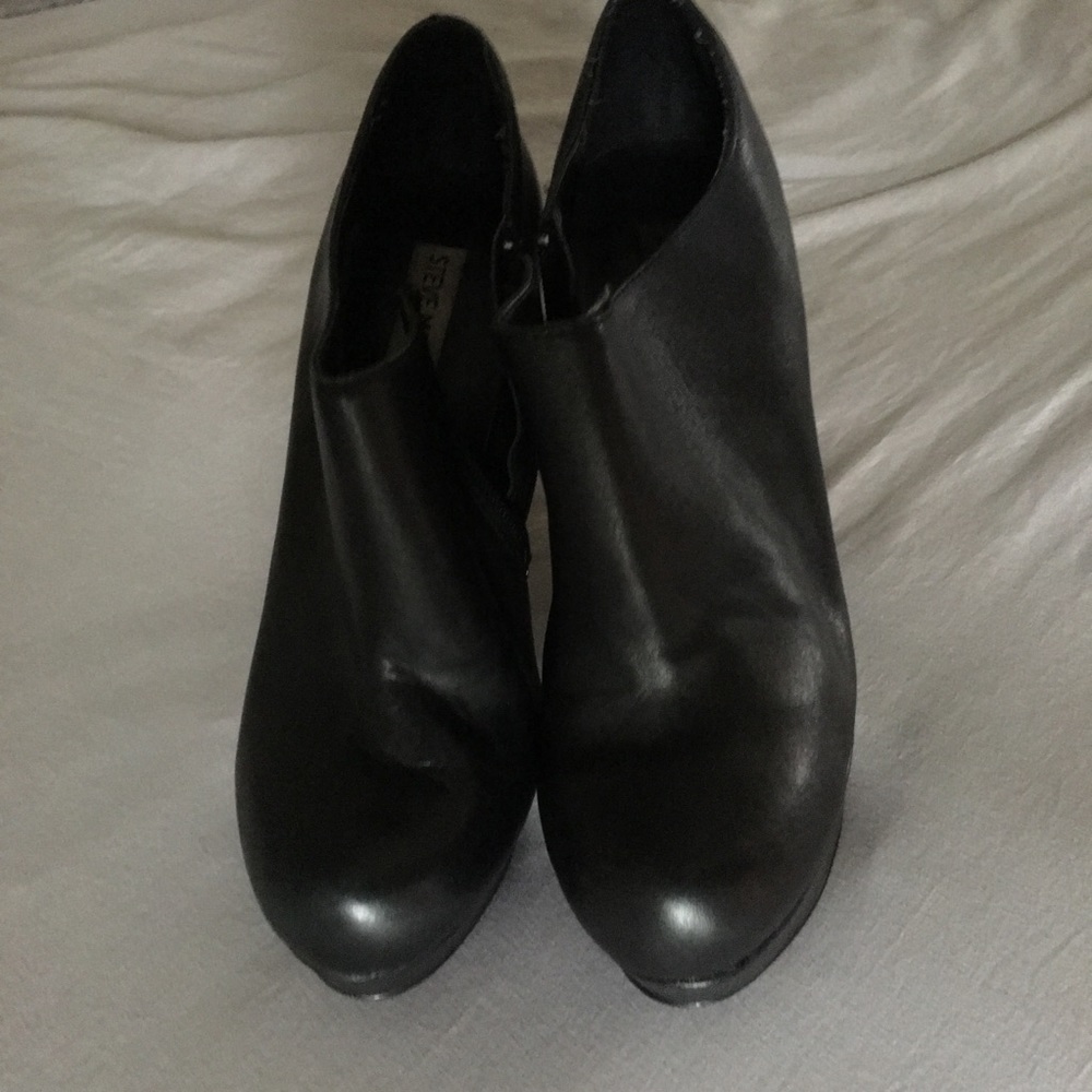 Steve Madden Black Platform Ankle Booties